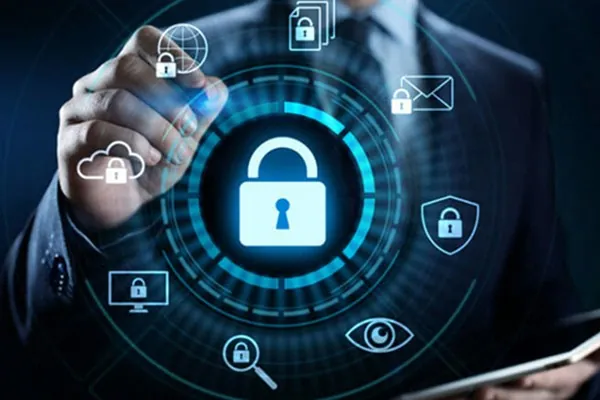 Người dùng bảo vệ tài khoản với mật khẩu và 2FA